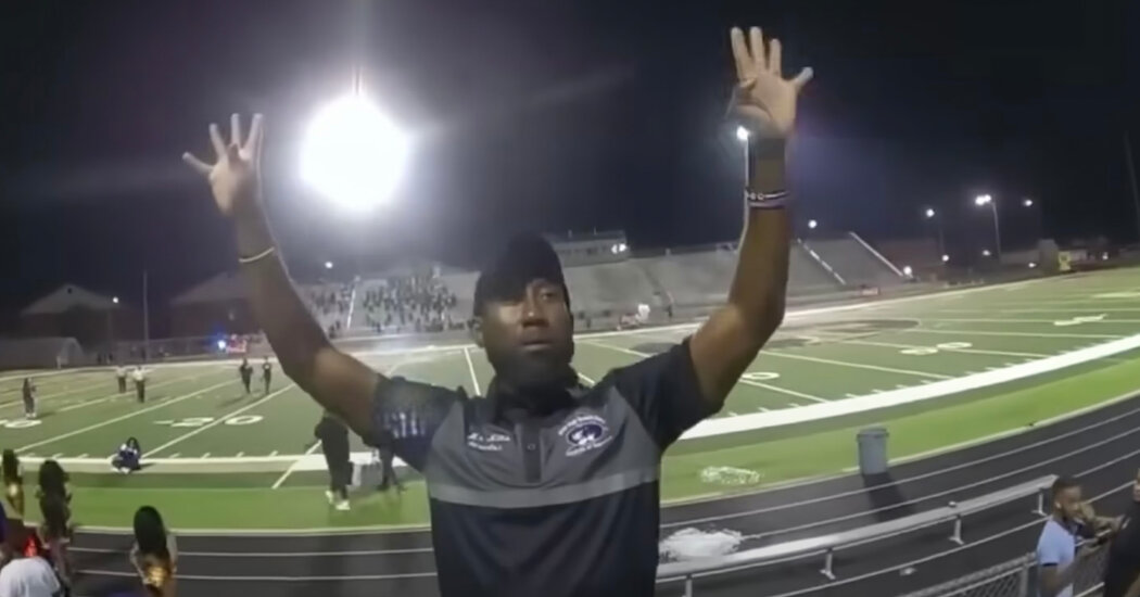 Alabama School Band Director Says Police Used a Taser to Stop the Music