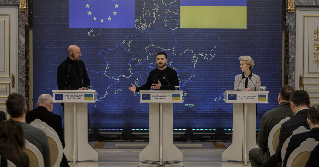 A Wartime Election in Ukraine? It’s a Political Hot Potato.