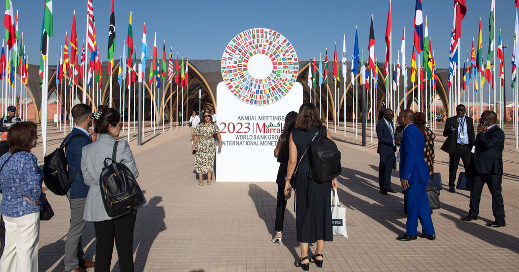 Fragile Global Economy Faces New Crisis in Israel-Gaza War