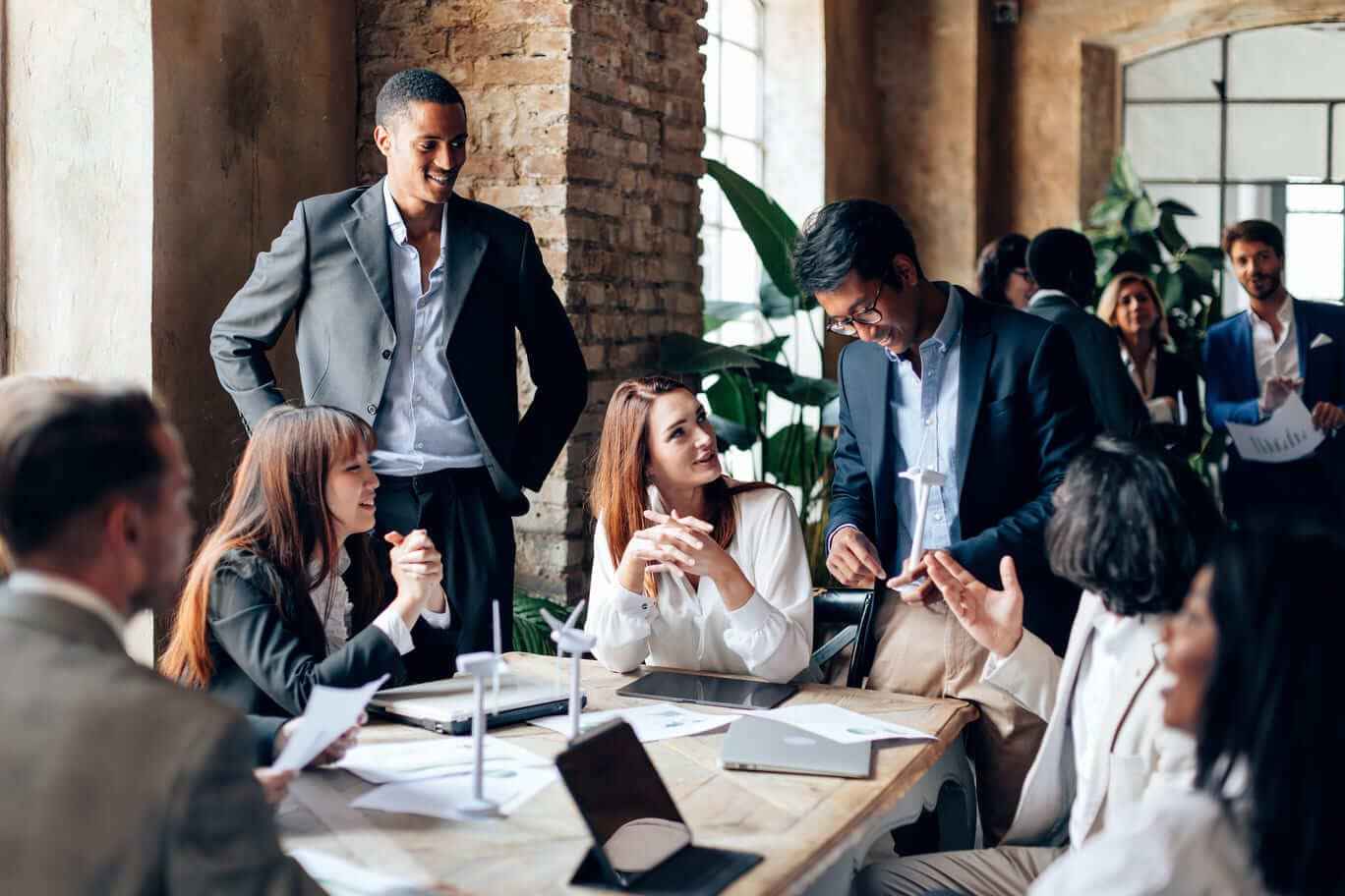 Myths and realities of the resettlement process in projects in Canada